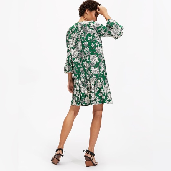 La DoubleJ 24/7 Dress Lilium Verde in Sablé Satin - Picture 3 of 10